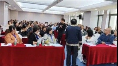 两会重点推荐专题报道 人民的好医生——符忠来