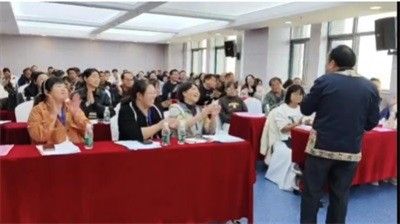 两会重点推荐专题报道 人民的好医生——符忠来