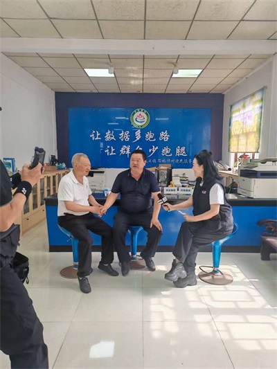 巴东县红鹰成品油董事长肖显盛：公益路上的温暖行者