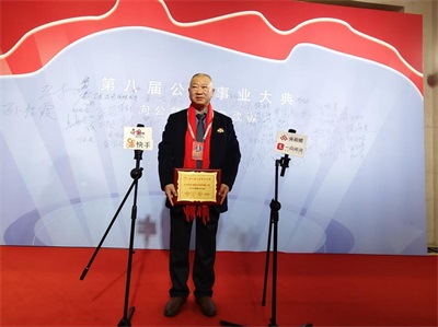 巴东县红鹰成品油董事长肖显盛：公益路上的温暖行者