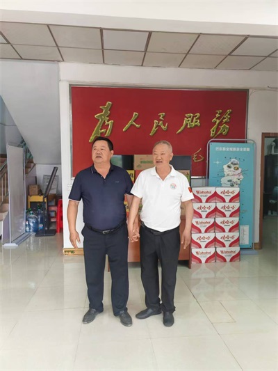 巴东县红鹰成品油董事长肖显盛：公益路上的温暖行者