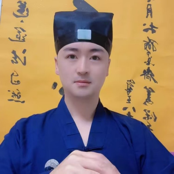 问道守正 薪火相承——记正一天师道传人刘孝道长与弟子邱山烜的易学传承之路