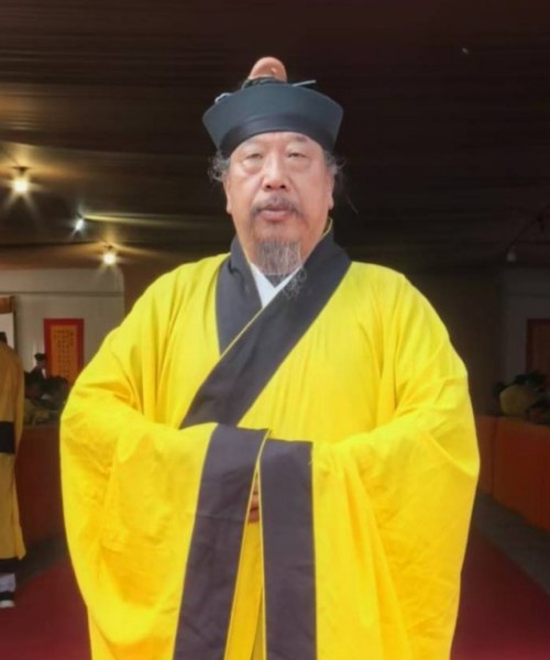 人民网特别报道： 献礼建党104周年易学名家——程新宏