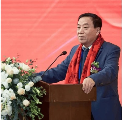 传承岐黄薪火，铸就中医新辉——闻树忠院长与九台华一医院的杏林传奇