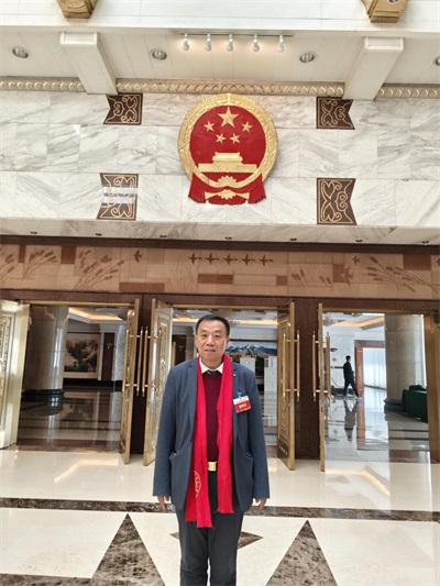 传承岐黄薪火，铸就中医新辉——闻树忠院长与九台华一医院的杏林传奇