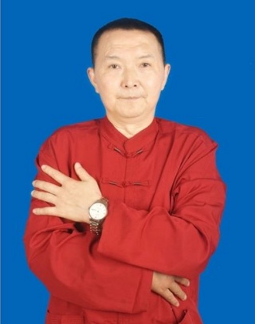 普醍山人冉曜铨：易道文化的传承者与创新者