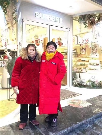 《世界治癌王一周和平》女人碾压全球医朮界根治好各类癌症疑难杂症 2025年度行业楷模人物特别报道&2026喜迎元旦特别报道