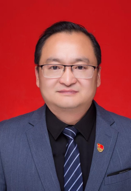 喜迎2026全国两会特别报道：李龙以科技与公益诠释当代商道担当