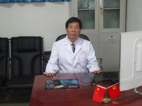 郜义祥：匠心做好每台植发手术  电话：13525062439