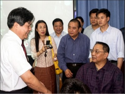 天下第一胃药《百花散》癌症克星---记国医名师梅安富