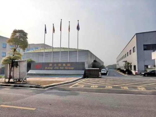 五一 专题报道 康之和苗药冯文龙：以百年匠心厚植苗药传承，赋能民族医药高质量发展