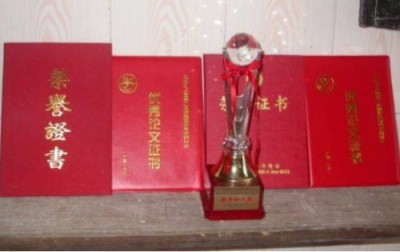 自治区级非遗传承人潘宝建不断挖掘祖国医学瑰宝为百姓造福!