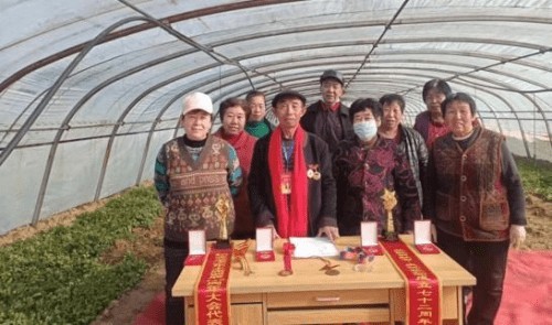 沃土耕耘者：冯明乐的农业振兴之路