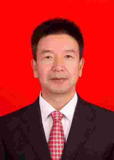 中医张志励：传统与现代交织的中医践行者