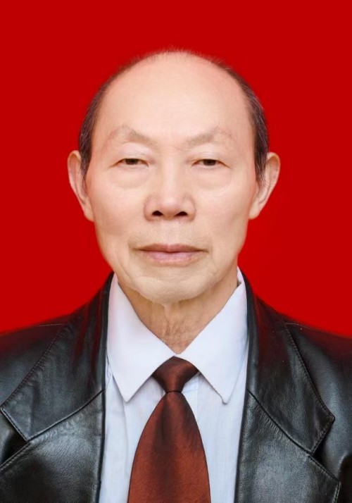 中国著名医学专家李明与他的龙凤福寿参传奇